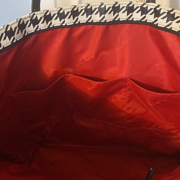 Vera Bradley Large Vinyl Tote Houndstooth Zippered - Picture 5 of 13